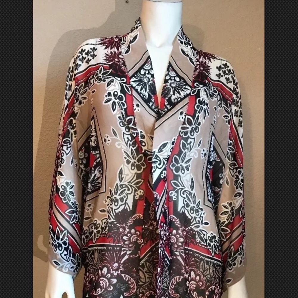 NWT Tie-Front Kimono Size XS